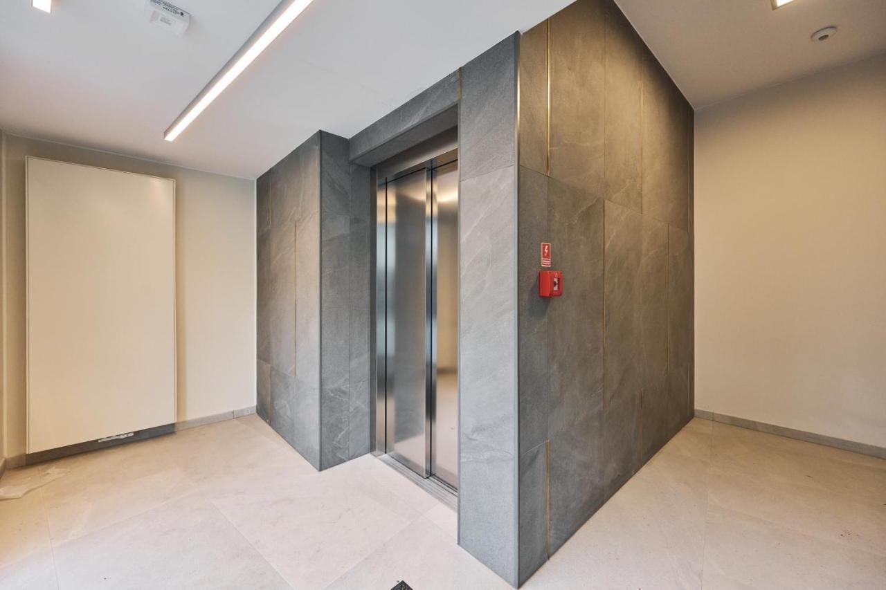 Apartment Wichrowa With Free Garage By Renters Wroclaw