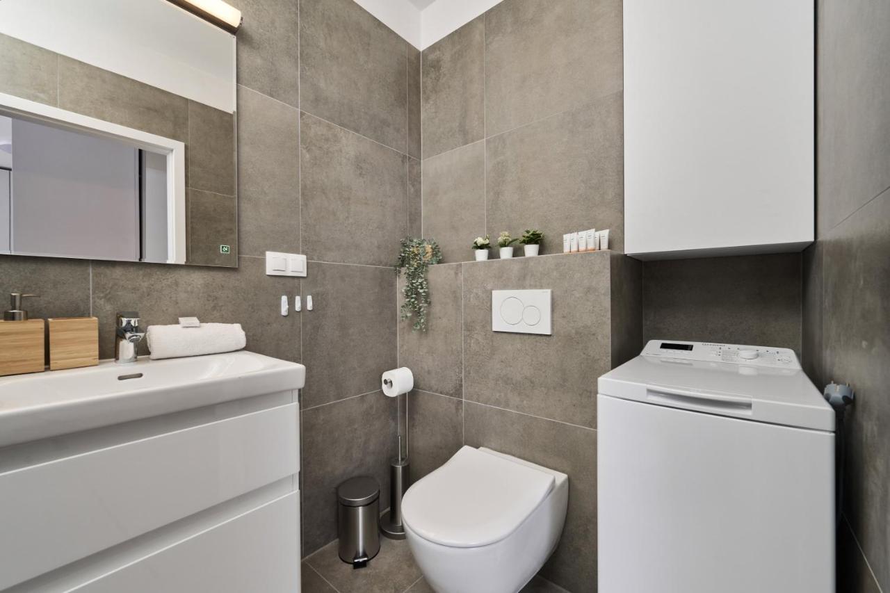 Wichrowa With Free Garage By Renters